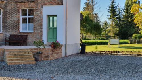 Seeland Apartment | Ferienwohnung am Froser See
