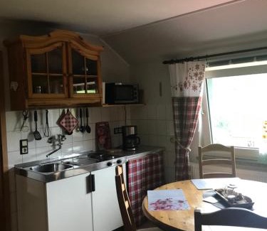 Andenhausen Apartment | Ferienwohnung am Hochrhöner