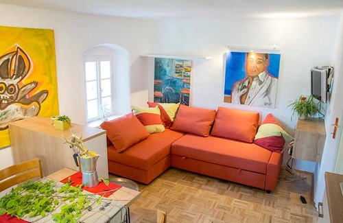 Glatzberg House | Ferienwohnung am Künstler-bauernhof ab 3 Nächte - Malerwinkl - Kunsthotel Wirtshaus & Vinothek