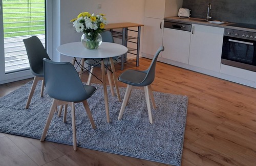 Schorndorf Apartment | Ferienwohnung am Kapellenhof auf dem Lande