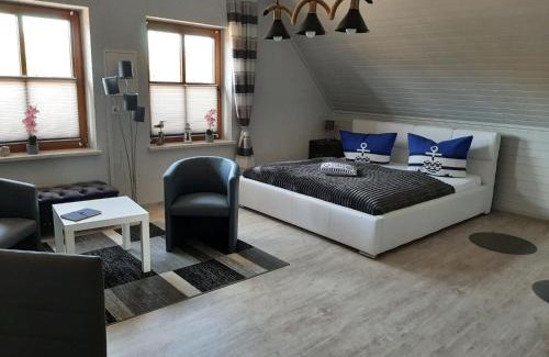 Neukalen Apartment | Ferienwohnung am Peenestrom