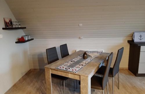 Neukalen Apartment | Ferienwohnung am Peenestrom