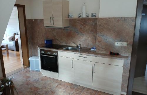Zeitlofs Apartment | Ferienwohnung am Radweg