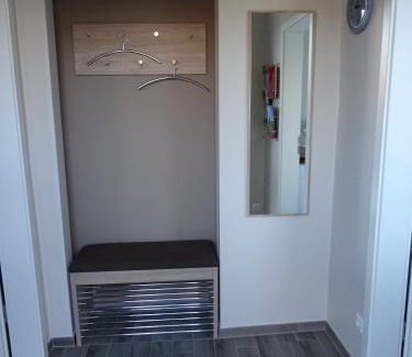Raben Steinfeld Apartment | Ferienwohnung am Schweriner See