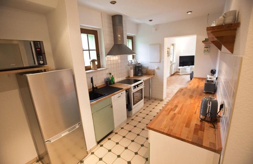 Apfelstadtaue Apartment | Ferienwohnung am Schwimmbachtal