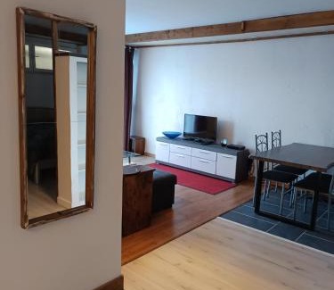 Ahrdt Apartment | Ferienwohnung am See