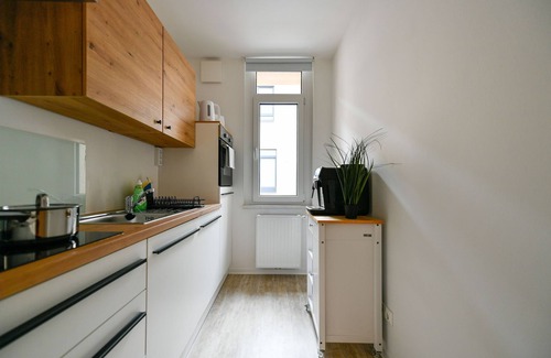 Cottbus Apartment | Ferienwohnung am Staatstheater I