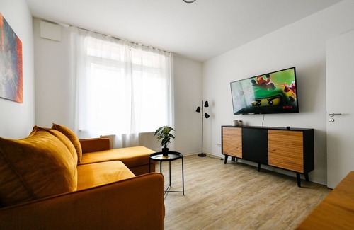 Cottbus Apartment | Ferienwohnung am Staatstheater II