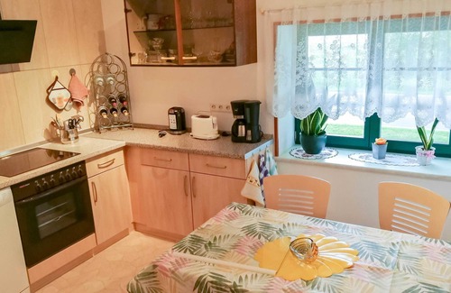Muritz Apartment | Ferienwohnung am Storchennest - Vacation home