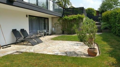 Northeim Apartment | Ferienwohnung Am Sultmer mit Terrasse und Garten