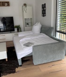 Altenahr Apartment | Ferienwohnung am Teufelsloch mit 2 Schlafzimmern und 2 Schlafcouchen a 1,4m