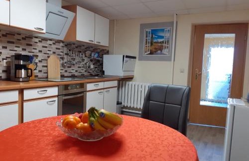 Leinatal Apartment | Ferienwohnung Am Wald