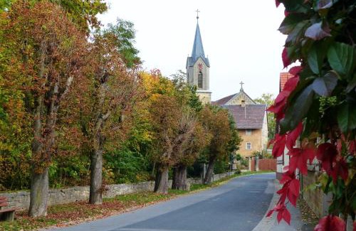 Aidhausen Apartment | Ferienwohnung am Wanderweg