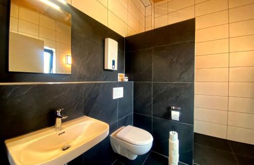 Kommerscheidt Apartment | Ferienwohnung Am Weiher Wohnung 6 Für 2 Personen