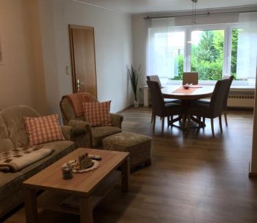 Hullhorst Apartment | Ferienwohnung am Wiehengebirge
