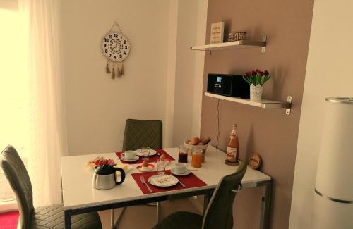 Merzig Apartment | Ferienwohnung Am Wolfsweg