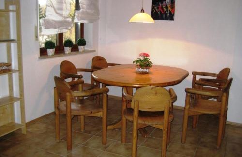 Furstenfeldbruck District Apartment | Ferienwohnung Ampergarten