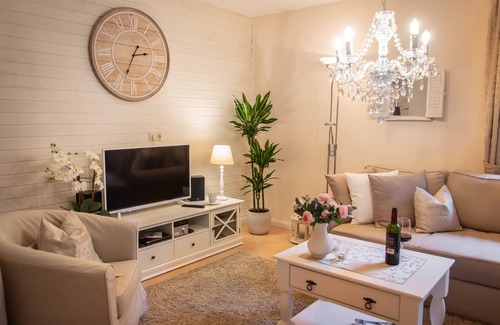 Bad Aibling Apartment | Ferienwohnung "An der Therme"