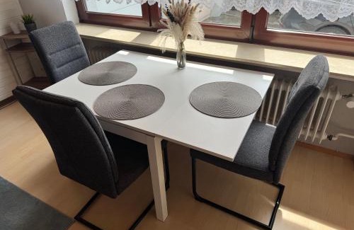 Oehringen Apartment | Ferienwohnung an den Weinbergen