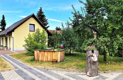 Klitten Apartment | Ferienwohnung an der Linde