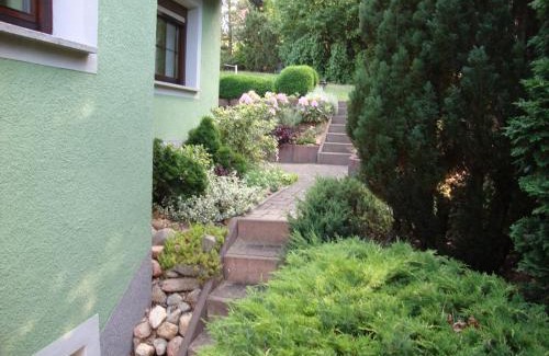 Crostwitz Apartment | Ferienwohnung "An der St. Ludmila"