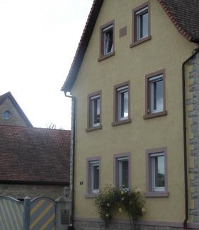 Margetshoechheim Apartment | Ferienwohnung Angelika Gries