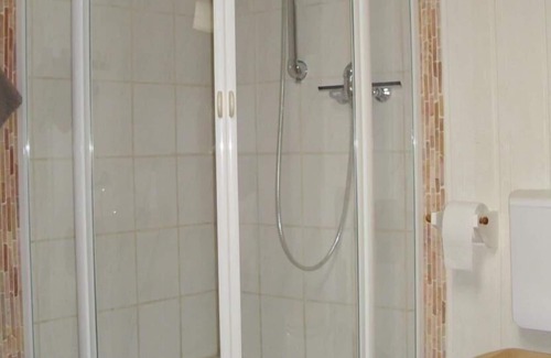 Voehl Apartment | Ferienwohnung/app. für 2 Gäste mit 66m² in Vöhl-dorfitter
