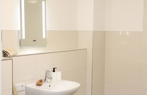 Hilden Apartment | Ferienwohnung/app. für 4 Gäste mit 64m² in Hilden