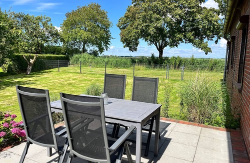 Nordenham Apartment | Ferienwohnung/app. für 6 Gäste mit 75m² in Nordenham
