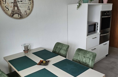 Leherheide Apartment | Ferienwohnung/app. für 2 Gäste mit 69m² in Bremerhaven
