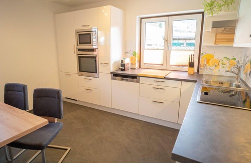 Pfons Apartment | Ferienwohnung Weissl - Ferienwohnung