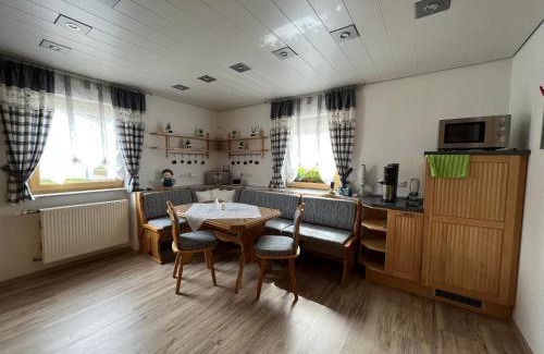 Sankt Oswald-Riedlhuette Apartment | Ferienwohnung "Auszeit" mit Garten