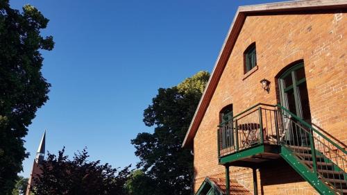 Velgast Apartment | Ferienwohnung "Backsteinhaus Starkow"