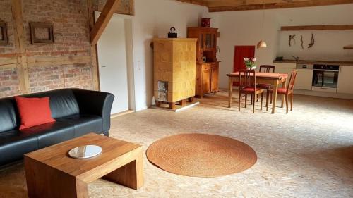 Velgast Apartment | Ferienwohnung "Backsteinhaus Starkow"