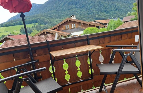 Grashof Apartment | Ferienwohnung Balkon, 1 Schlafzimmer, 1 Wohnküche, Dusche/wc, Max. 3 Pers