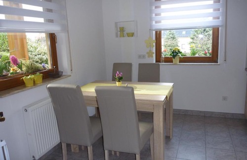 Lugau Apartment | Ferienwohnung Birkennest