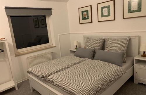 Leichlingen Apartment | Ferienwohnung Blütenstadt