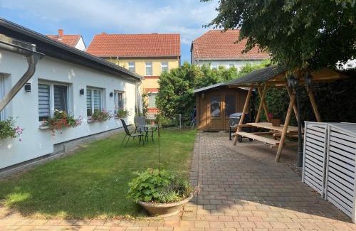 Dornburg-Camburg Apartment | Ferienwohnung „Blaues Schild“