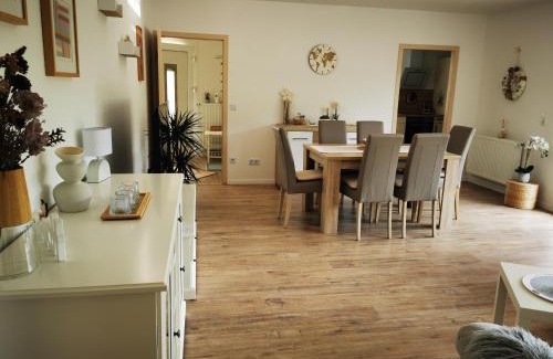 Hausen am Tann Apartment | Ferienwohnung Blick Rappenstein