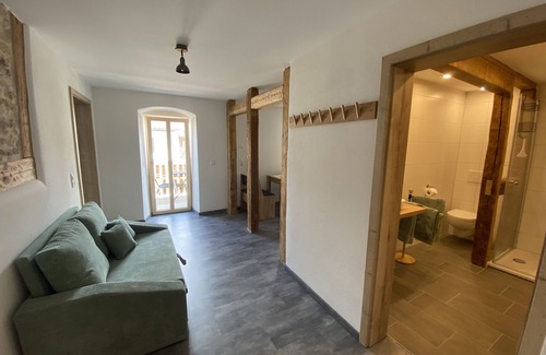 Pappenheim Apartment | Ferienwohnung Blumenwiese für 2-3 Personen
