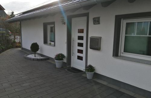 Nettersheim Apartment | Ferienwohnung Blumenparadies
