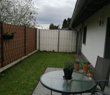Nettersheim Apartment | Ferienwohnung Blumenparadies