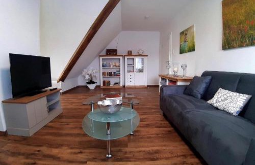 Friedensdorf Apartment | Ferienwohnung Brälu