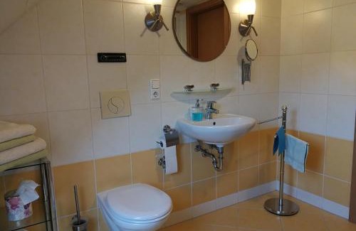 Bad Schlema Apartment | Ferienwohnung Brandmuehle
