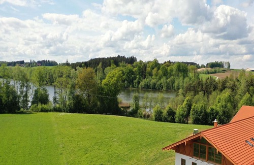 Soechtenau Apartment | Ferienwohnung Buchberg, 103 qm Dachgeschoss, 2 Separate Schlafzimmer