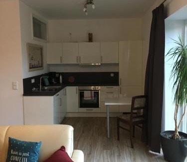 Klein Hehlen Apartment | Ferienwohnung Bungenhof Alpacas