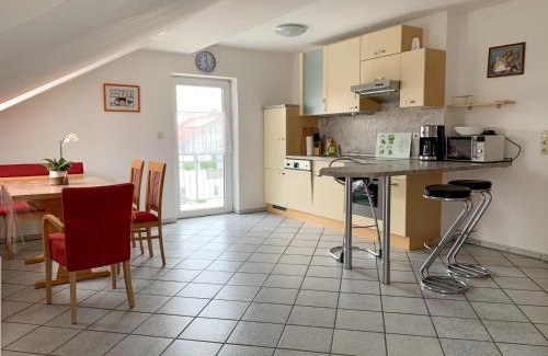 Unterneukirchen Apartment | Ferienwohnung Burghausen