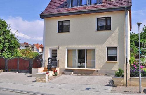 Burg Stargard Apartment | Ferienwohnung Burg Stargard SEE 8451