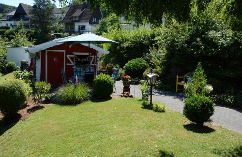 Bilstein Apartment | Ferienwohnung Burgblick Bilstein