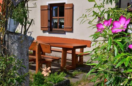 Pullenreuth Apartment | Ferienwohnung Burgerhof